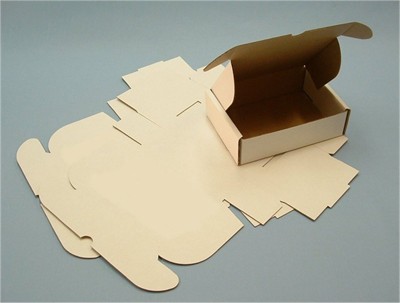 Flat Pack Boxes - Medium Unprinted